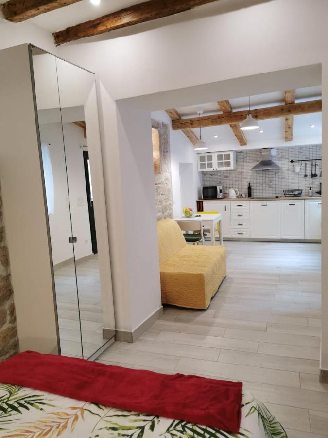 Studio App Dea In The Center Rovinj Zewnętrze zdjęcie